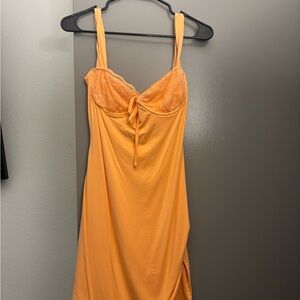 Super cute day date dress!🩷